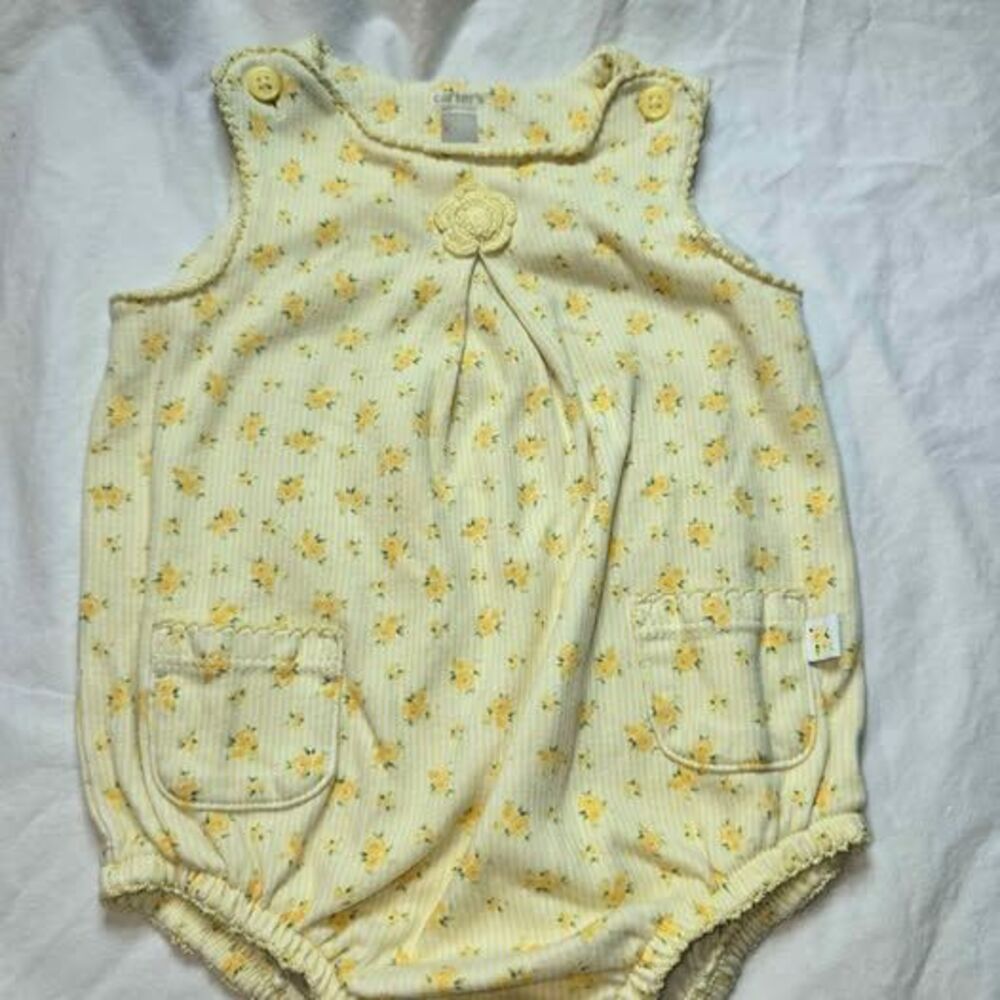 Vintage Carter's baby 9 months super cute yellow roses summer outfit romper